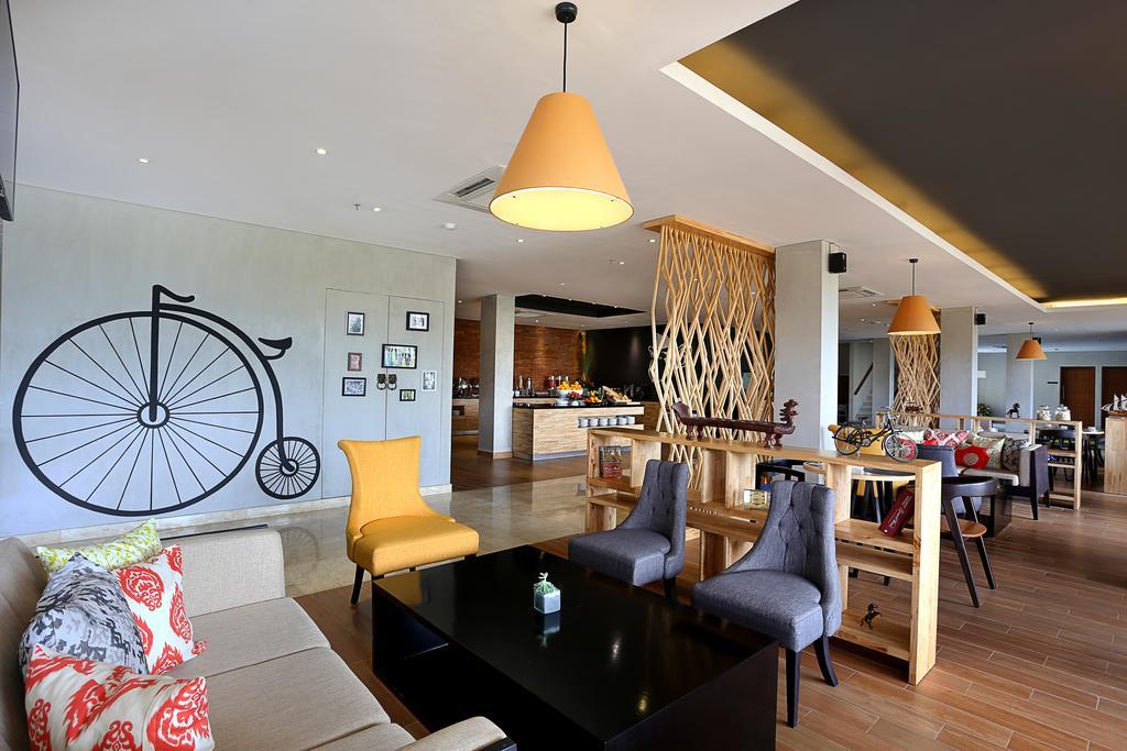Azana Boutique Hotel Denpasar מראה חיצוני תמונה