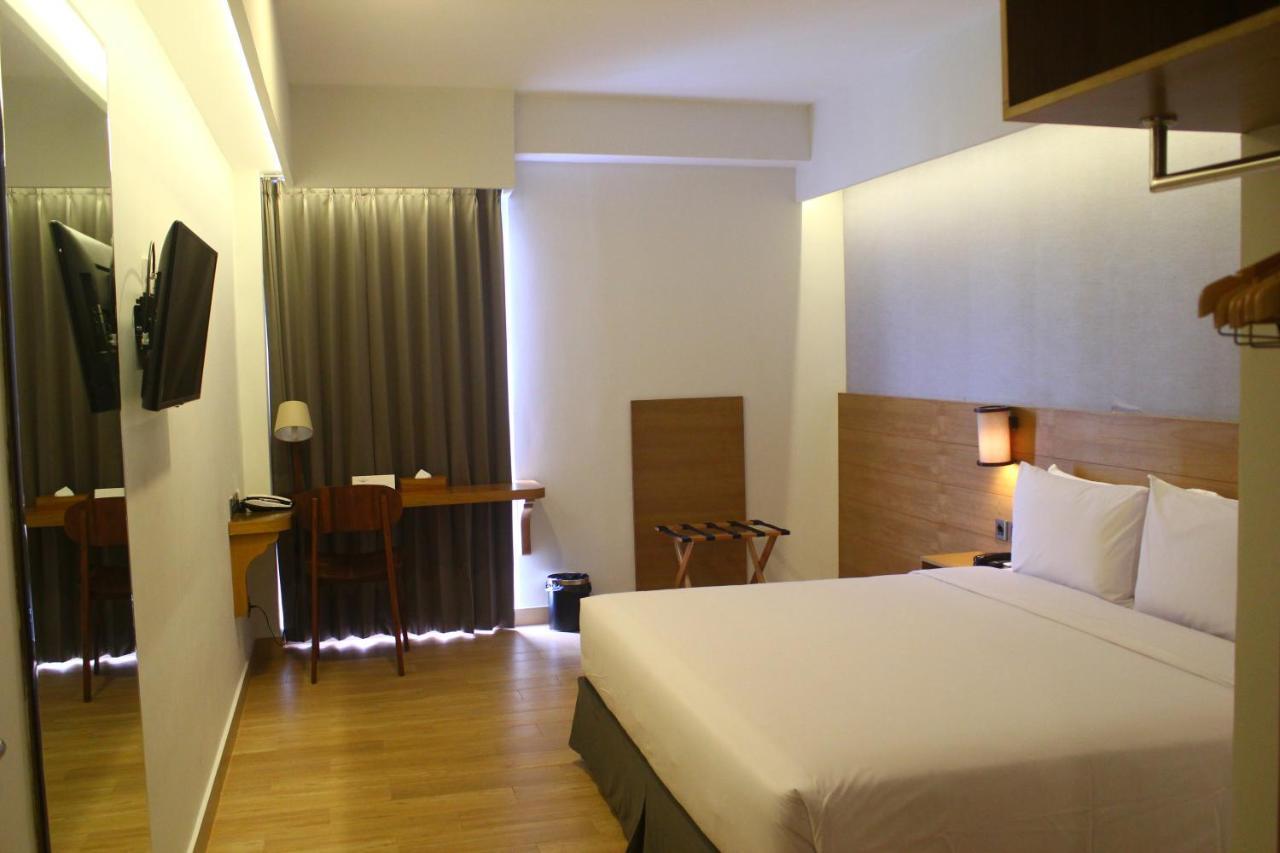 Azana Boutique Hotel Denpasar מראה חיצוני תמונה