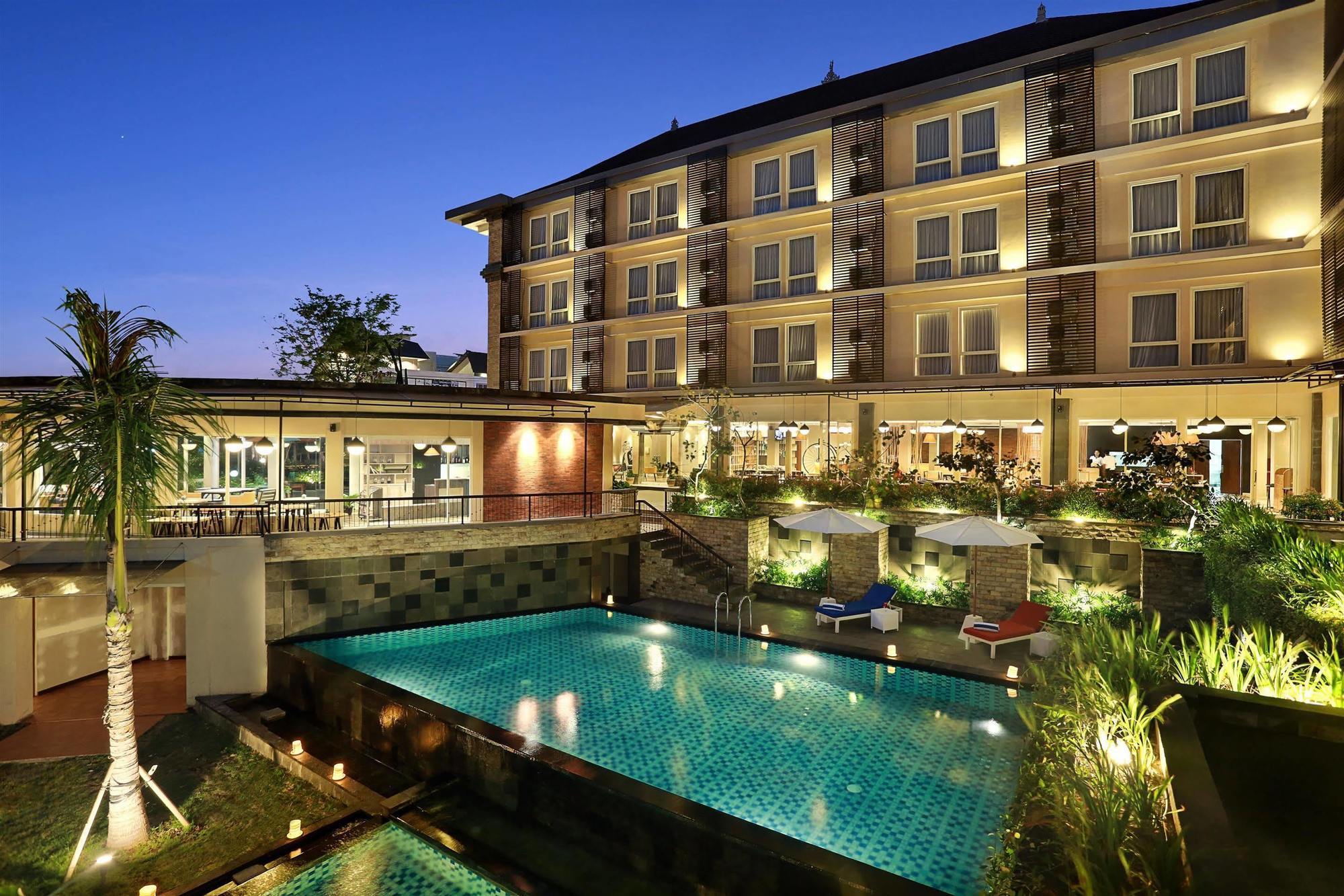 Azana Boutique Hotel Denpasar מראה חיצוני תמונה