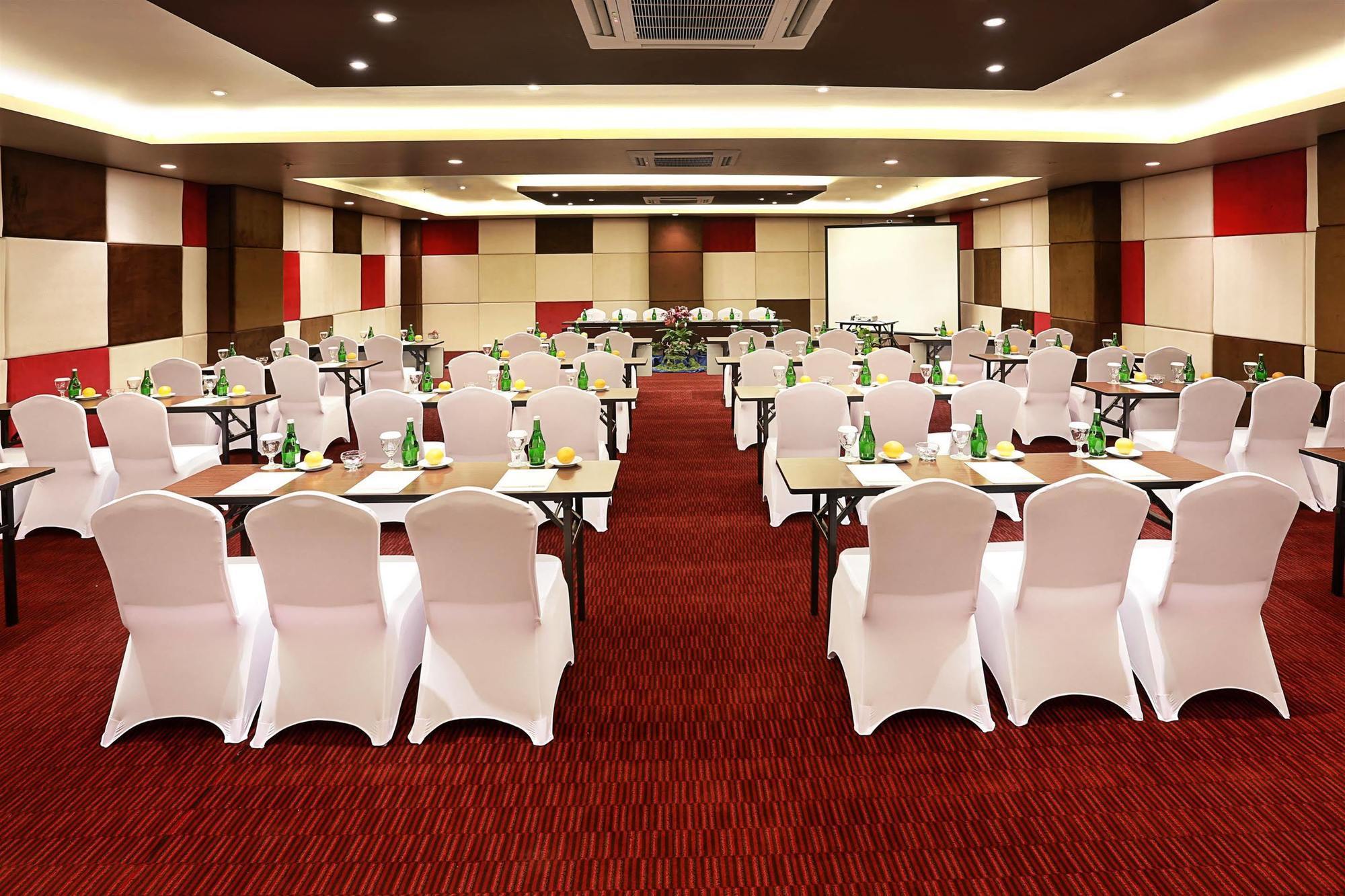 Azana Boutique Hotel Denpasar מראה חיצוני תמונה